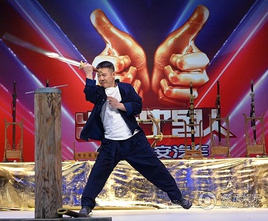 李连杰后悔拍《少林寺》称成龙功夫属"表演(4)