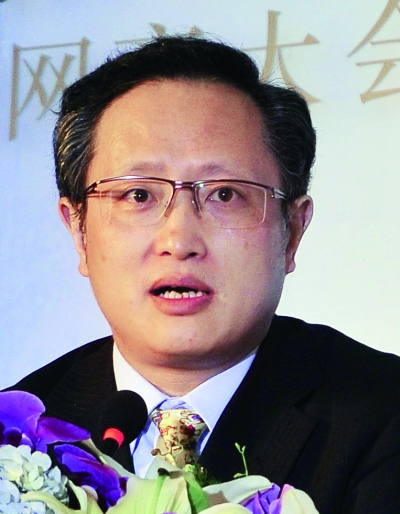 深圳地产大亨行贿区长判5年 将400万港币放其