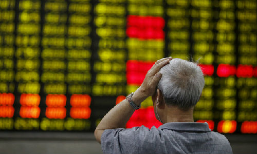 英媒称中国股市进入熊市:市值共蒸发2.3万亿美