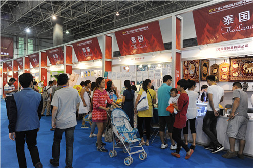 海博会三日吸金两千亿 共商如何冲破贸易壁垒