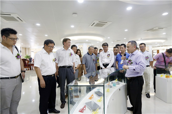 一带一路 建设 鑫德利打造千亿光电高科技企业