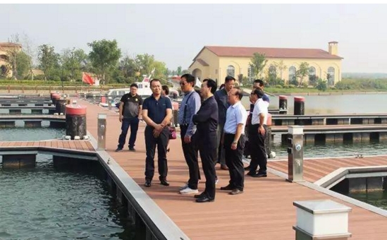 一行考察金天国际《JTQOL16云健康》项目基