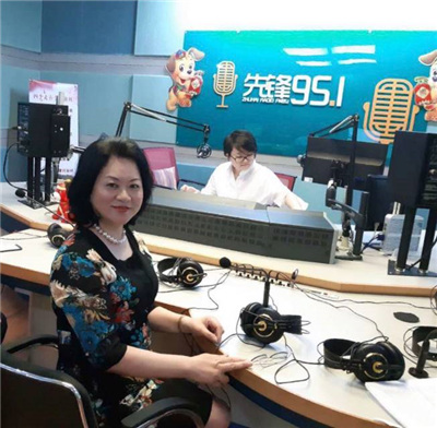 《中国画卷》唱响祖国绿水青山之美