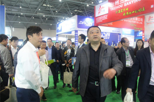 成都市城市管理委员会组团参观中国长环会