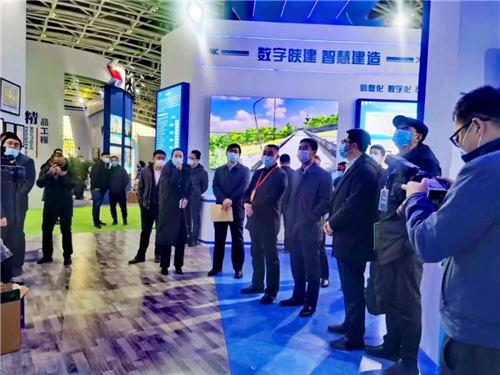 é建éå¢å
å§å¯ä¹¦è®°æ¨å
´æåè§å山路桥å±å
,éå¢å
å§ä¹¦è®°ãè£äºé¿å®å¬åçé¢å¯¼éªå