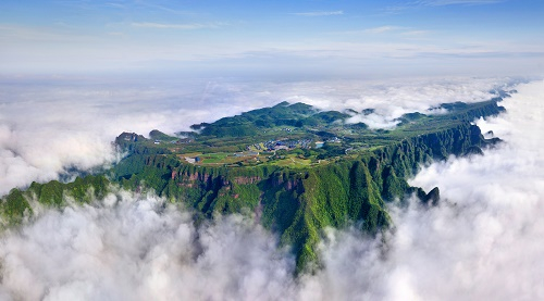 重庆市秀山打造"书中边城,画里秀山"