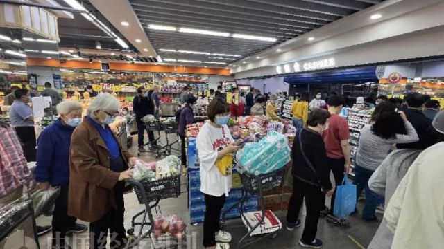 北京有市民剛花費7000元囤貨，就接到保障蔬菜包