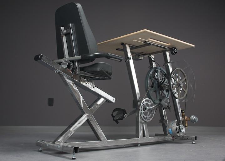 既能发电又能健身的脚踏车办公桌