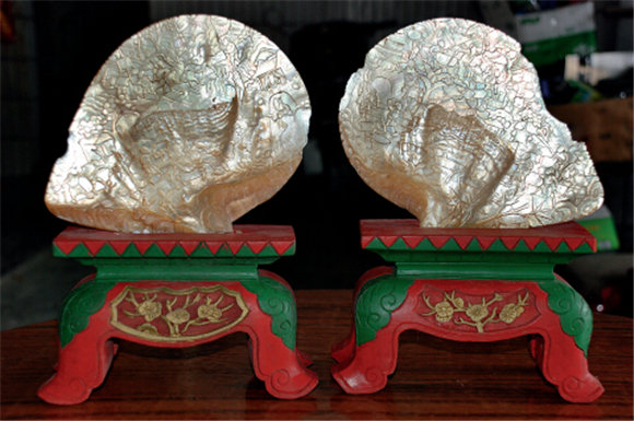 p59-3+“镇村之宝”——贝壳雕刻