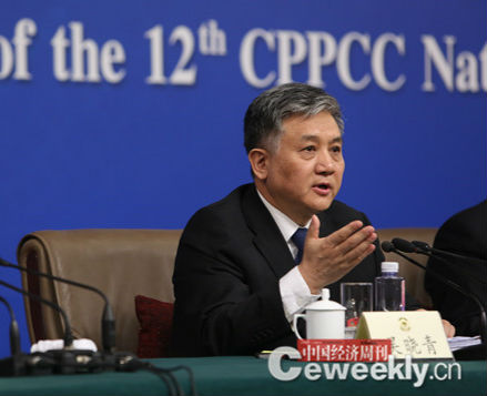 吴晓青  全国政协常委，民建中央副主席兼秘书长，环境保护部副部长