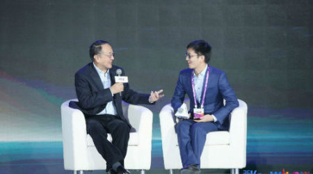 1 联想控股董事长、联想集团创始人柳传志和36氪创始人兼CEO刘成城