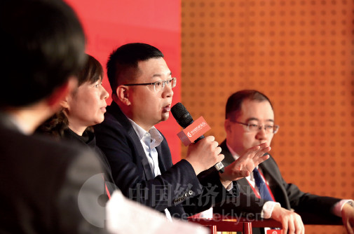 p74 找钢网创始人兼CEO 王东表示，找钢网的创立是看准了钢铁产能过剩这样一个历史机遇。