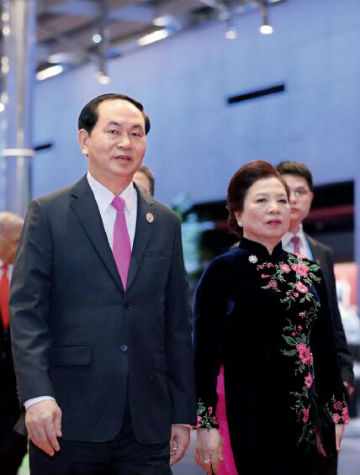 p38 越南国家主席陈大光和夫人
