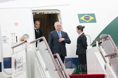 p30(2) 9 月3 日，巴西总统特梅尔抵达厦门。