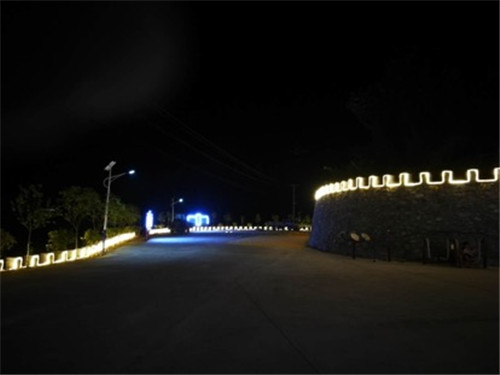 磨沟村利用光伏发电为村民打造的光亮工程