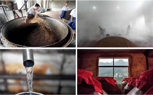 21 图为茅台镇酒厂的制酒过程。视觉中国