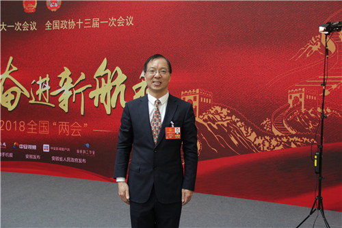 全国人大代表、阜阳经济技术开发区管委会总工程师吴永利