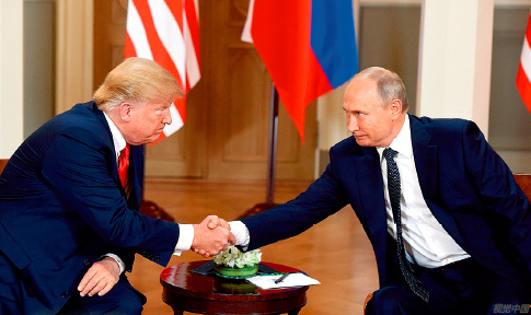 75 当地时间2018 年7 月16 日，芬兰赫尔辛基，美国总统特朗普与俄罗斯总统普京举行会晤。