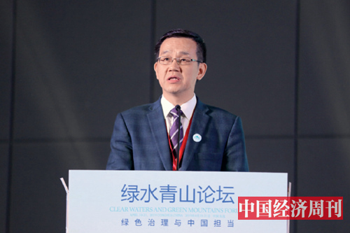 38-2 广东省自然资源厅党组副书记、省林业局局长陈俊光