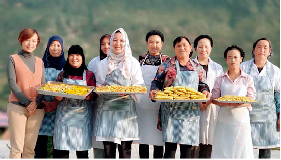 碧桂园产业扶贫项目——甘肃东乡花馃馃和当地返乡创业青年
