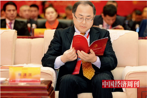 P009 中国证监会首席律师焦津洪在论坛现场