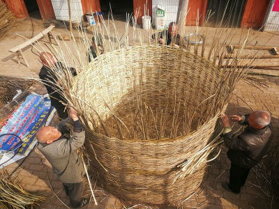 诗中的"亭子头"指的就是今天凤翔县柳林镇亭子头村.