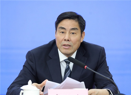 安徽省委农办主任,省农业农村厅厅长卢仕仁发布新闻.  吴晓光  摄