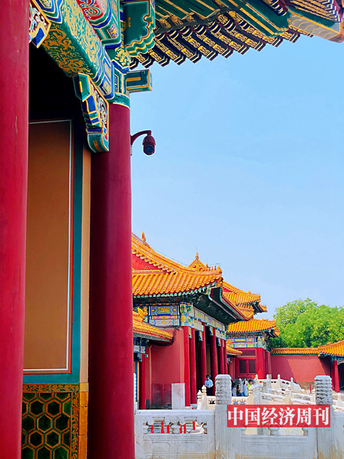 图9:故宫里的飞檐翘脚有多少传说?你可能一时说不清,道不明.