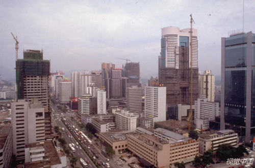 1996年，深圳市中心的高楼。