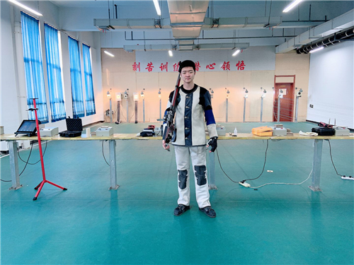 6.该校射击队队员王学尧以射击特长生身份考入清华大学，为全省唯一一人