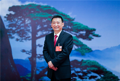 全国人大代表、安徽省农业科学院副院长赵皖平。