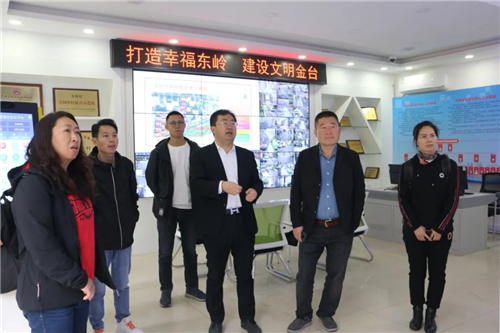 宁夏钢铁集团总经理王黎明一行到东岭集团参观交流