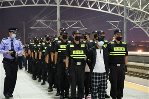 镇江新区公安尚武警营建设打造一流过硬警队