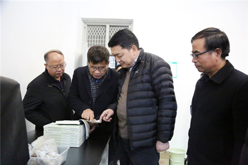 甘肃省科技厅副厅长葛建团一行到陇东学院调研指导工作