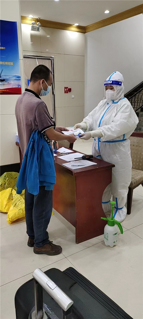 筑起坚固隔离防线真诚传递司法温暖兰州城关区司法局驻西北宾馆集中