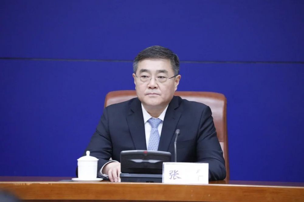 历城区委书记张军介绍,今年以来,历城区紧紧围绕全市建设"强新优富美