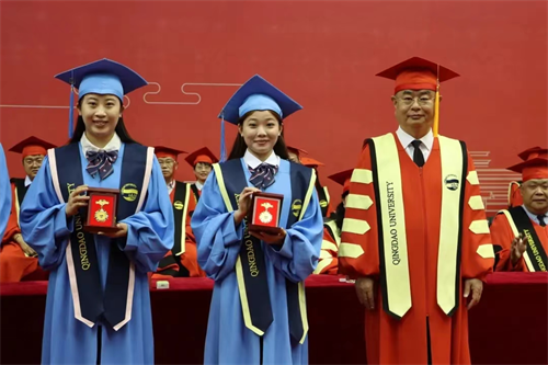 赓续奋斗精神 彰显青春担当|青岛大学举行2023届学生毕业典礼暨学位